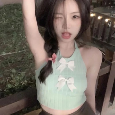「精选100 张」女生真人头像高清无水印分享：甜美风、氛围感、御姐范，总有你爱的款！ 女生头像 第21张