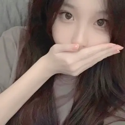 「精选100 张」女生真人头像高清无水印分享：甜美风、氛围感、御姐范，总有你爱的款！ 女生头像 第36张
