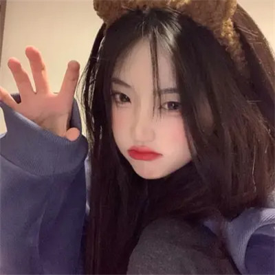 「精选100 张」女生真人头像高清无水印分享：甜美风、氛围感、御姐范，总有你爱的款！ 女生头像 第35张