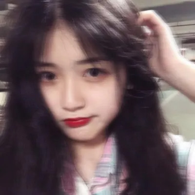 「精选100 张」女生真人头像高清无水印分享：甜美风、氛围感、御姐范，总有你爱的款！ 女生头像 第76张