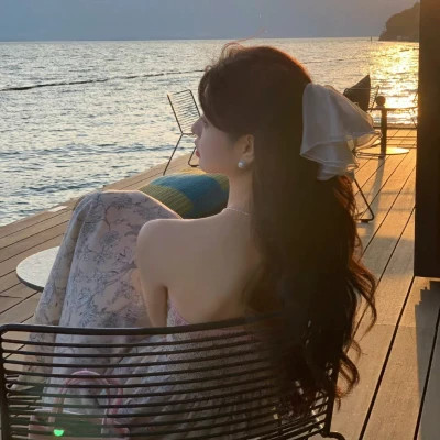 绝了！100张女生超好看不露脸背影头像来袭 女生头像 第70张