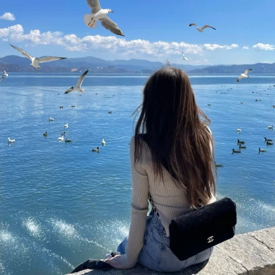 氛围感拉满的小众高级女生背影头像大集合 女生头像 第49张