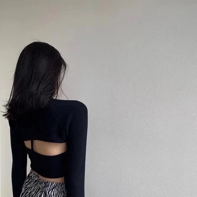 氛围感拉满的小众高级女生背影头像大集合 女生头像 第73张