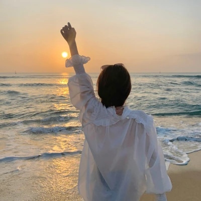 氛围感拉满的小众高级女生背影头像大集合 女生头像 第85张