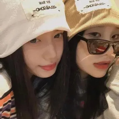 超绝！100张闺蜜头像2人一人一半来啦 友情头像 第13张