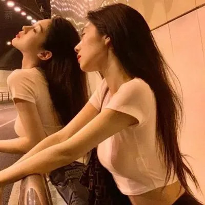 超绝！100张闺蜜头像2人一人一半来啦 友情头像 第96张
