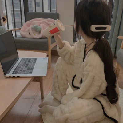 被这100张美女看不到脸头像拿捏， 神秘感爆棚啦！ 女生头像 第65张