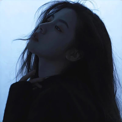伤感清冷破碎感白月光头像，清冷破碎感拉满 女生头像 第7张