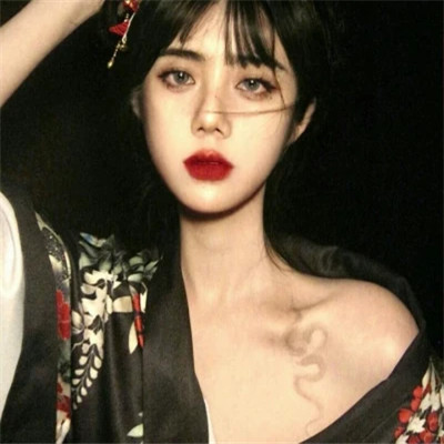 伤感清冷破碎感白月光头像，清冷破碎感拉满 女生头像 第26张