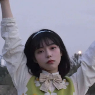 伤感清冷破碎感白月光头像，清冷破碎感拉满 女生头像 第20张
