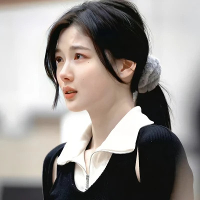 伤感清冷破碎感白月光头像，清冷破碎感拉满 女生头像 第14张