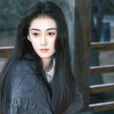 伤感清冷破碎感白月光头像，清冷破碎感拉满 女生头像 第12张
